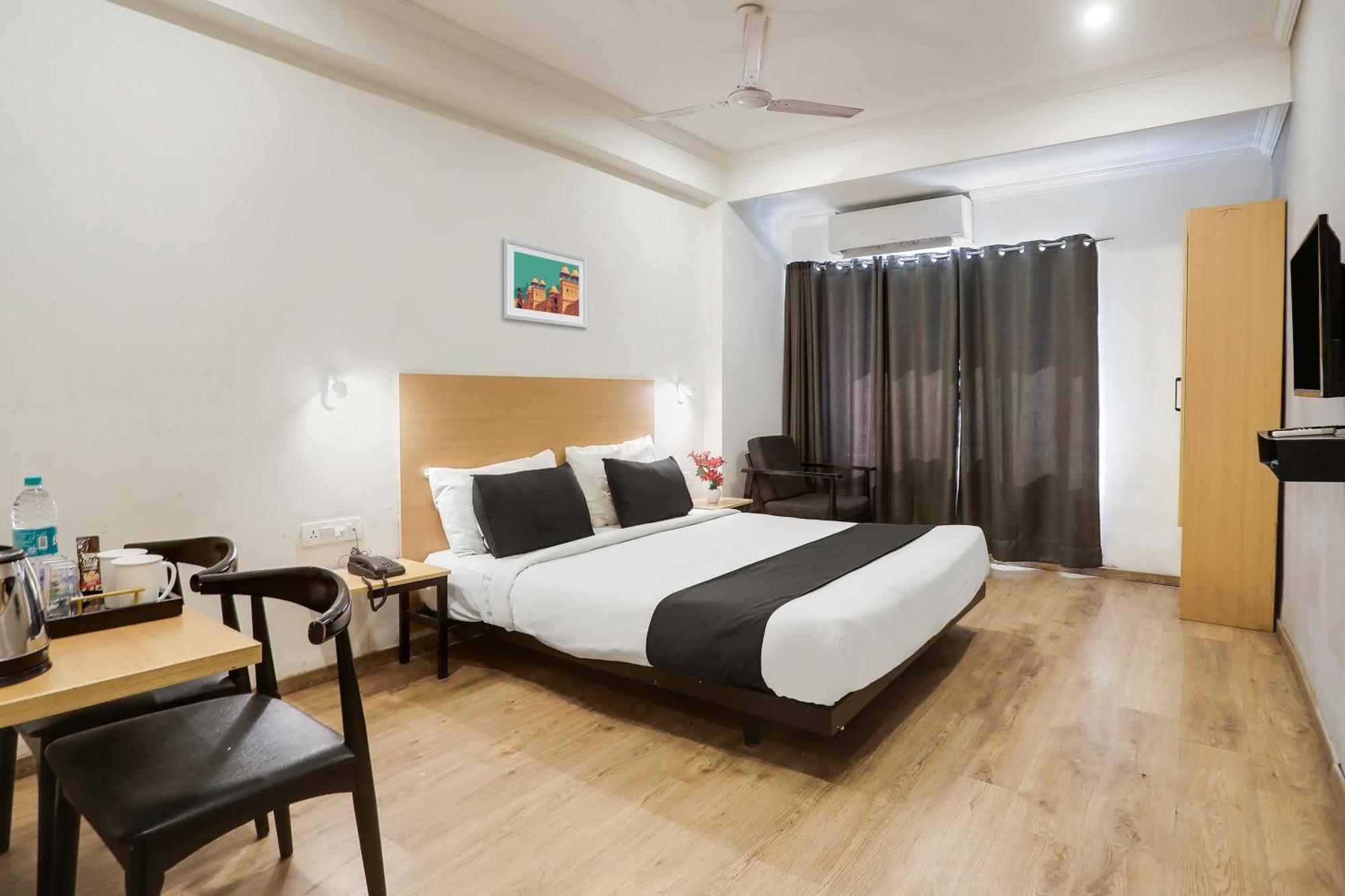 Townhouse Rajdhani Residency Sururnagar Eksteriør billede